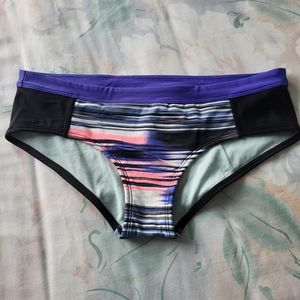 Nike swimsuit bottoms
